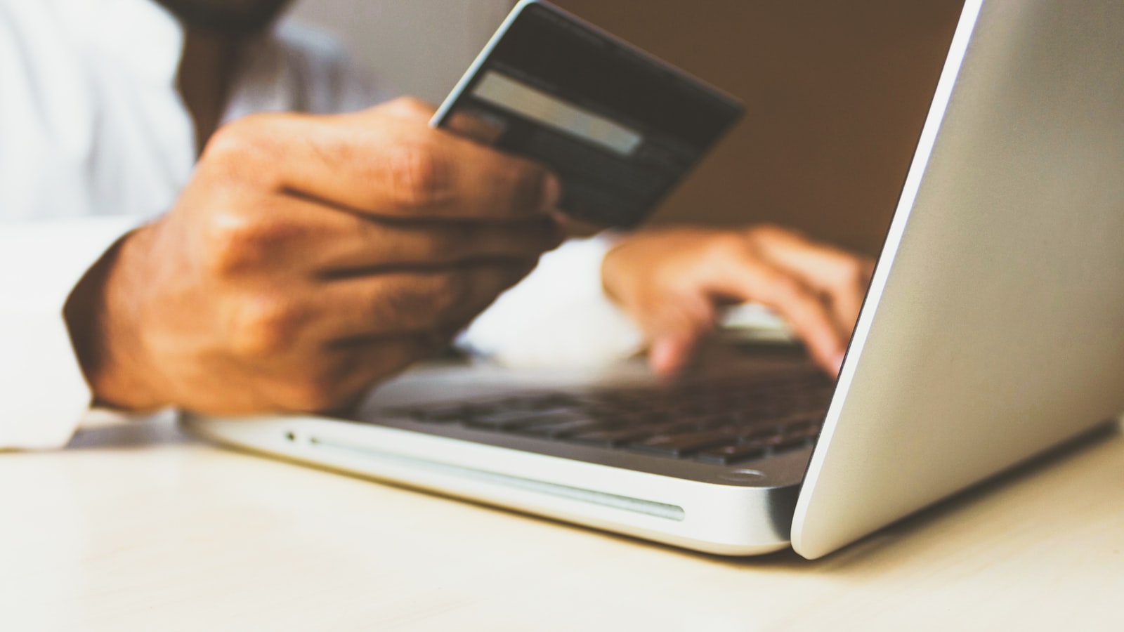 Cómo aumentar las ventas de tu ecommerce: 12 palancas que sí funcionan