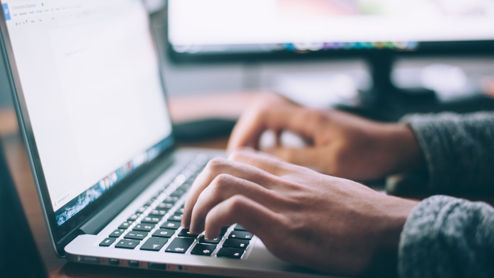 Por qué conectar tu web con un ERP: 7 beneficios reales